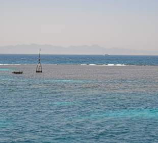 Ausflug mit Mo - Blick aufs Meer mit Riff