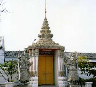 Eingang zum Wat Pho