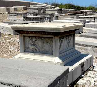 Rundgang über den Friedhof Beth Haim