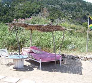 Gemütliche Sitzgelegenheit Beachbar