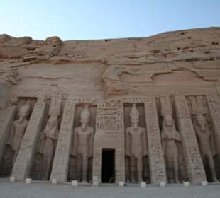 Abu Simbel, Tempel der Nefertari