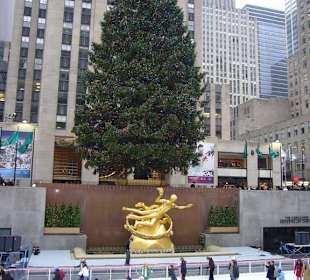 Ice skating at Rockefeller Center