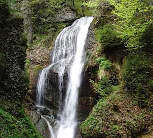 Zum Wasserfall eine schöne Tour 
