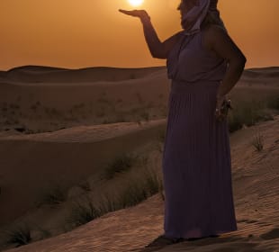 Sonnenuntergang in der Wüste von Ras Al Khaimah 