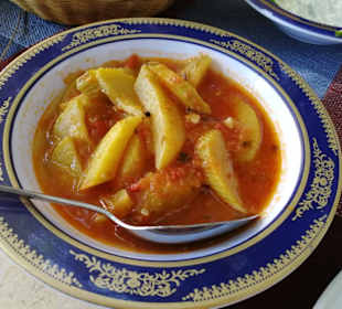 Ein Menü vom Mittagessen