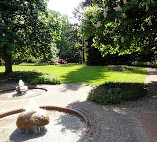 Der Eingang zum Kurpark