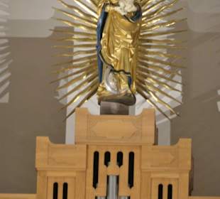 Die Stiftskirche in Baden-Baden am Marktplatz