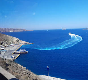 Und da fährt sie schon wieder zurück nach Herklion