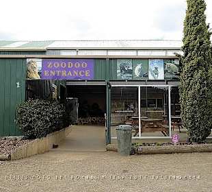 Der Eingang des Zoodoo Zoo Wildlife Parks