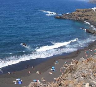 Blick von Oben auf die Bollulo Bucht