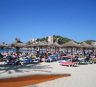Der größere Strand in Paguera