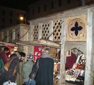Weihnachtsmarkt am Wittelsbacher Platz