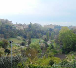 Blick von der Piazza del Mercato