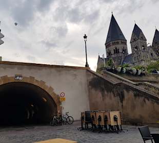 Temple Neuf
