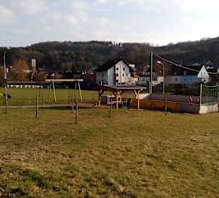 Radwanderweg Sickinger Höhe mit Bolzplatz Linden