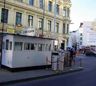 Checkpoint Charlie 