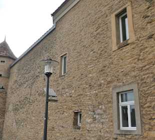 An der Stadtmauer von Mainbernheim