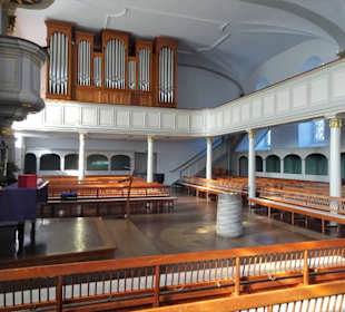 Blick in das Schiff der St. Martini Kirche Lesum