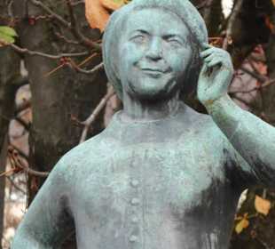 Liesl Karlstadt Brunnen