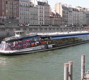 Seine Bootsfahrt