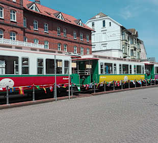 Borkumzug vom Hafen nach Borkum-Mitte