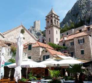 Blick von einem Platz der Altstadt