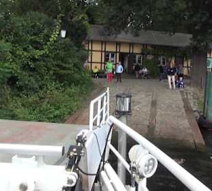 Fähre zur Pfaueninsel