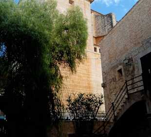 Casa Rectoral in Santañí / Santanyí
