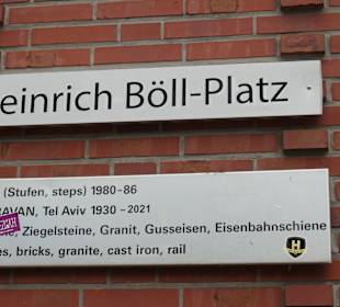 In Köln am Heinrich-Böll-Platz