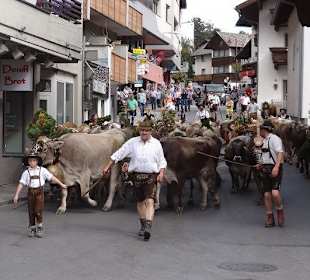Achlung, macht Platz