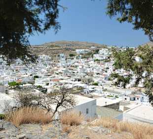 Blick vom Akropolishügel auf Lindos