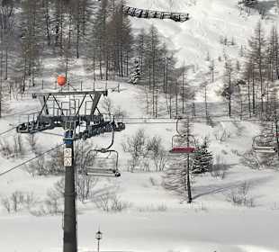 Skilift direkt vor dem Hotel