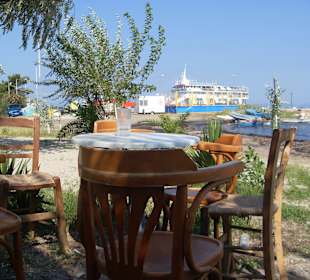 Am Strand von Skala Prinos