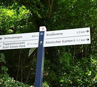 Wegweiser zum Römischen Garten