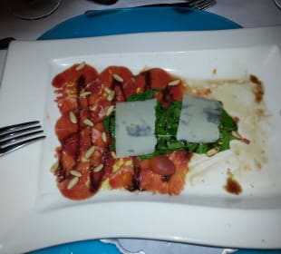 Rindscarpaccio - Vorspeise beim Italiener