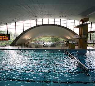 Große Schwimmhalle