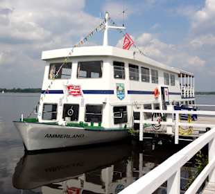 Die MS Ammerland am Anleger