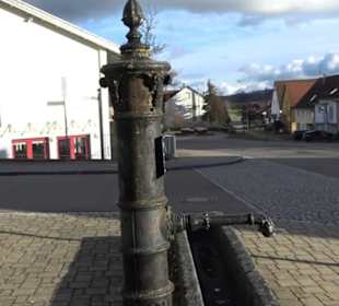 Dorfbrunnen Meidelstetten