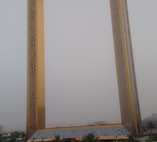 The Dubai Frame