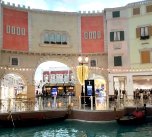 Villaggio Mall