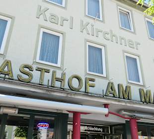 Kaffeepause beim Gasthof und Café am Markt