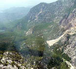 Ausblick aus der Goldel der Olympos Teleferik