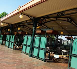 Zur Taschenkontrolle