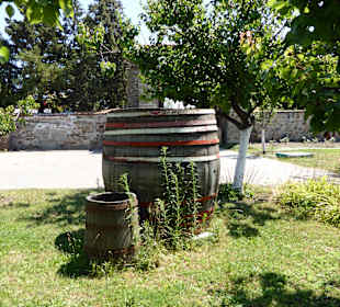 Altes großes Weinfass