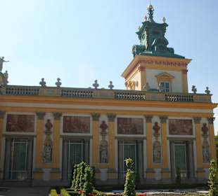 Tyły pałacu w Wilanowie.