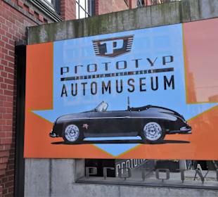 Das Hinweisschild vor dem Museum