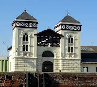 Das historische Steuerhaus der Kaiserschleuse