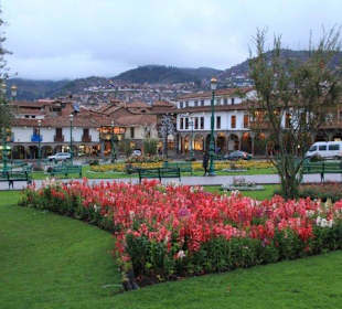 Plaza de Armas mit Blick zur Stadt