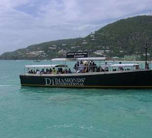 Wassertaxi zum Kreuzfahrtterminal