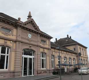 Der Bahnhof von Baden-Baden im Stadtteil Oos
